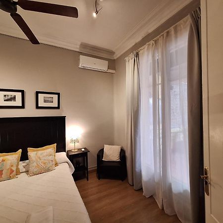 Casa Consell Apartments บาร์เซโลนา ภายนอก รูปภาพ