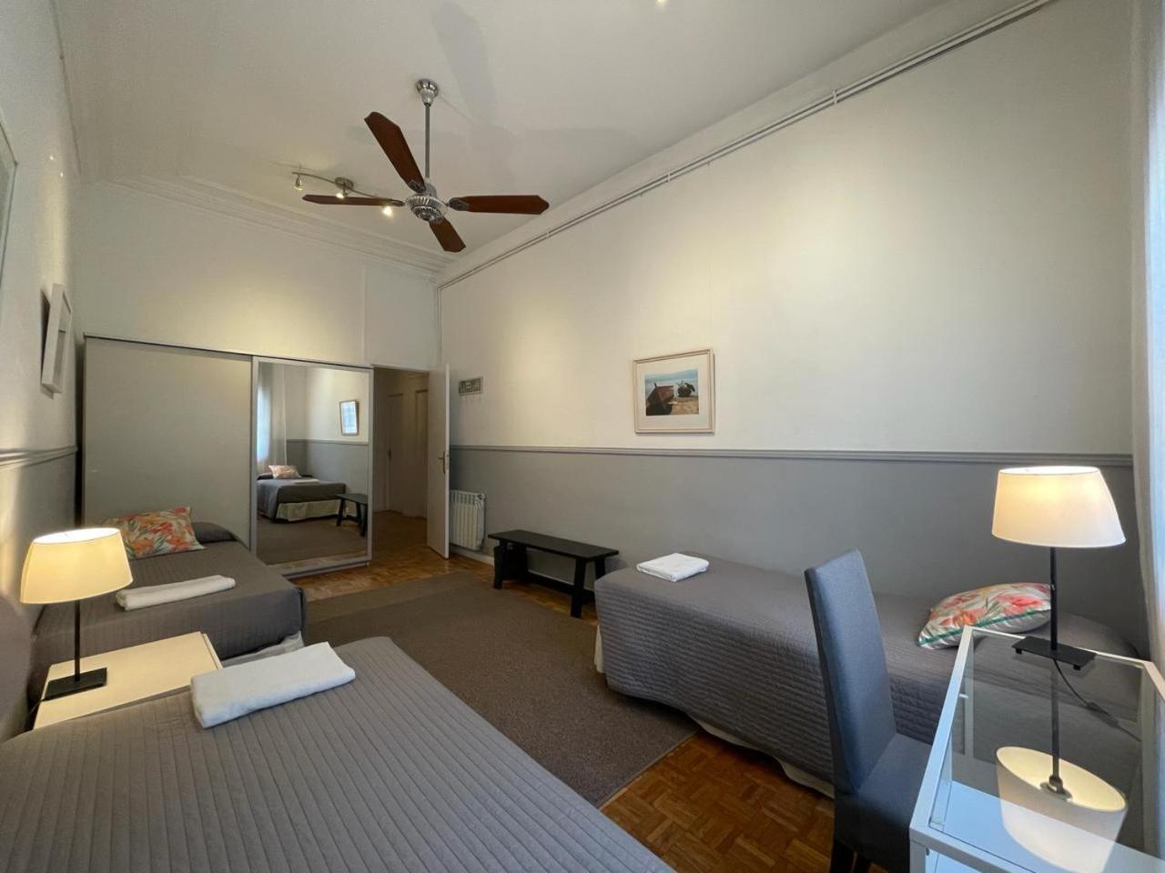 Casa Consell Apartments บาร์เซโลนา ภายนอก รูปภาพ
