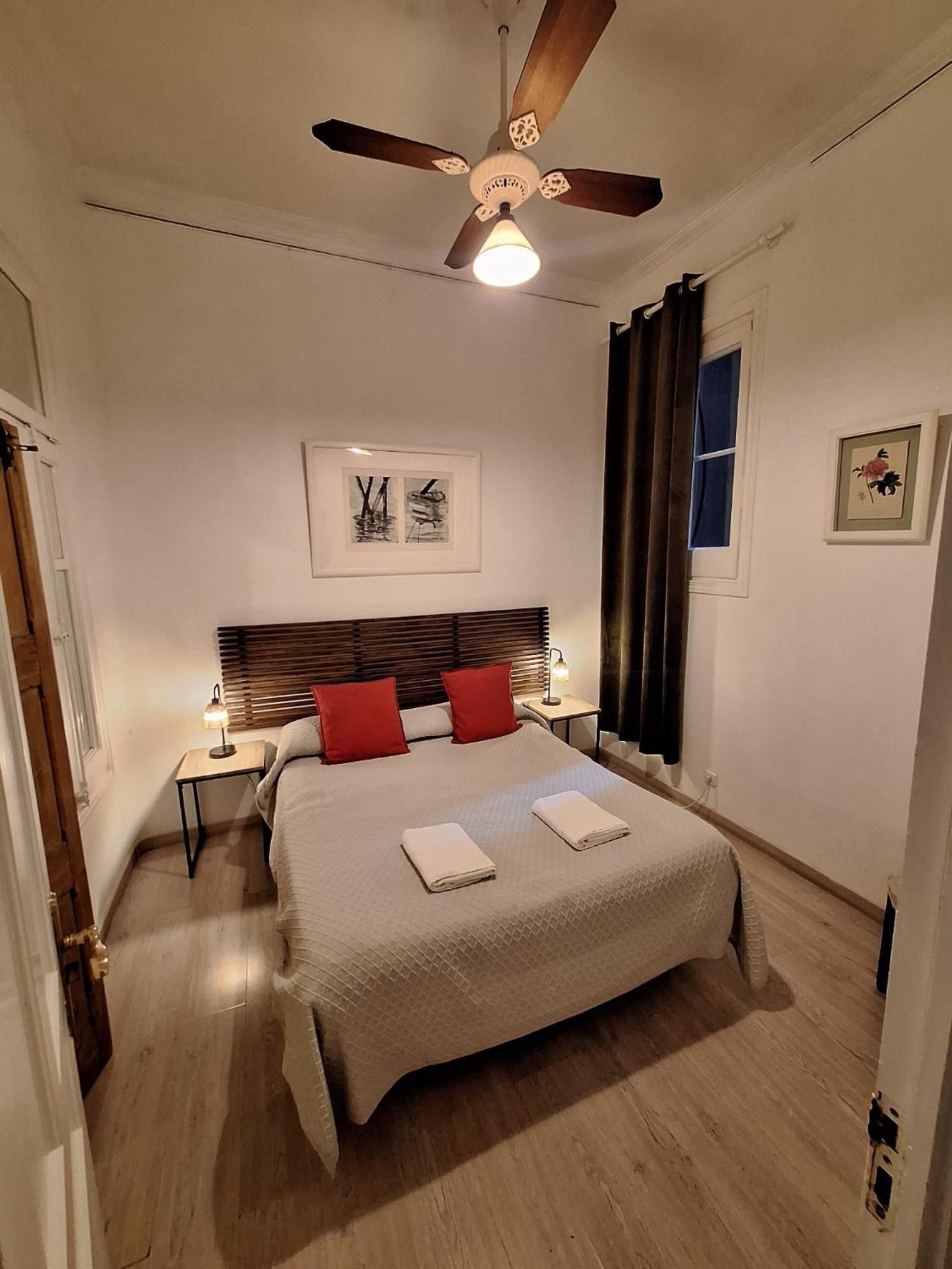 Casa Consell Apartments บาร์เซโลนา ภายนอก รูปภาพ